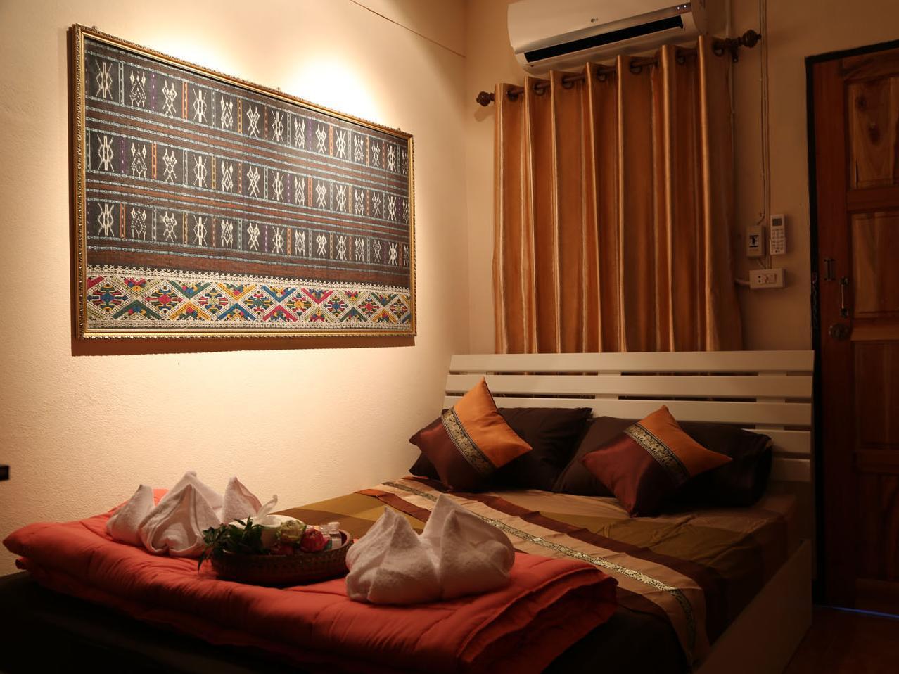 Golden Fort Guesthouse Chiang Mai Zewnętrze zdjęcie