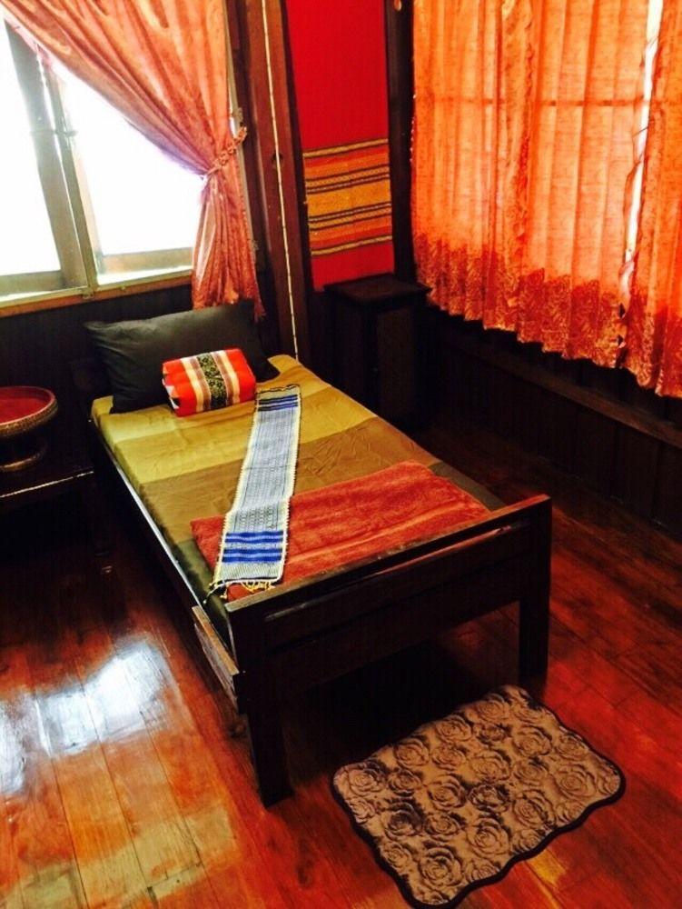 Golden Fort Guesthouse Chiang Mai Zewnętrze zdjęcie